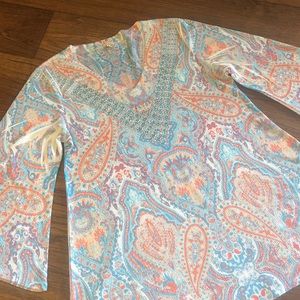 Reba V-Neck Rhinestone Designed Top Medium